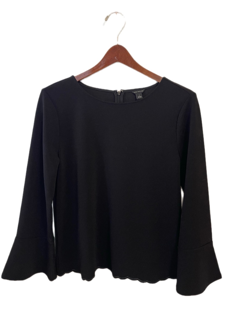 Ann Taylor Blouse Top Black Small Bell Long Sleeve Scalloped Hem Round Neck Zip